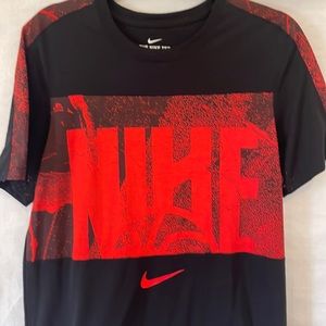 Nike Dry Fit T-Shirt